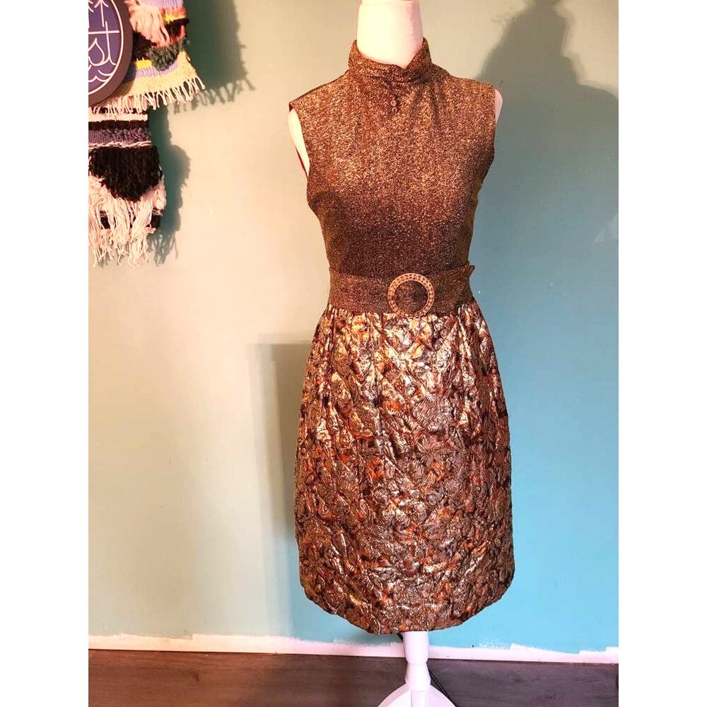 Women's Vintage 1960s Metallic Mod Mini Dress Size Small Mockneck Quilted Formal